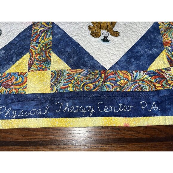 Handmade Quilted Disney Wall Hanging Mickey Minnie Goofy Pluto 21 X 21” READ - Picture 8 of 13